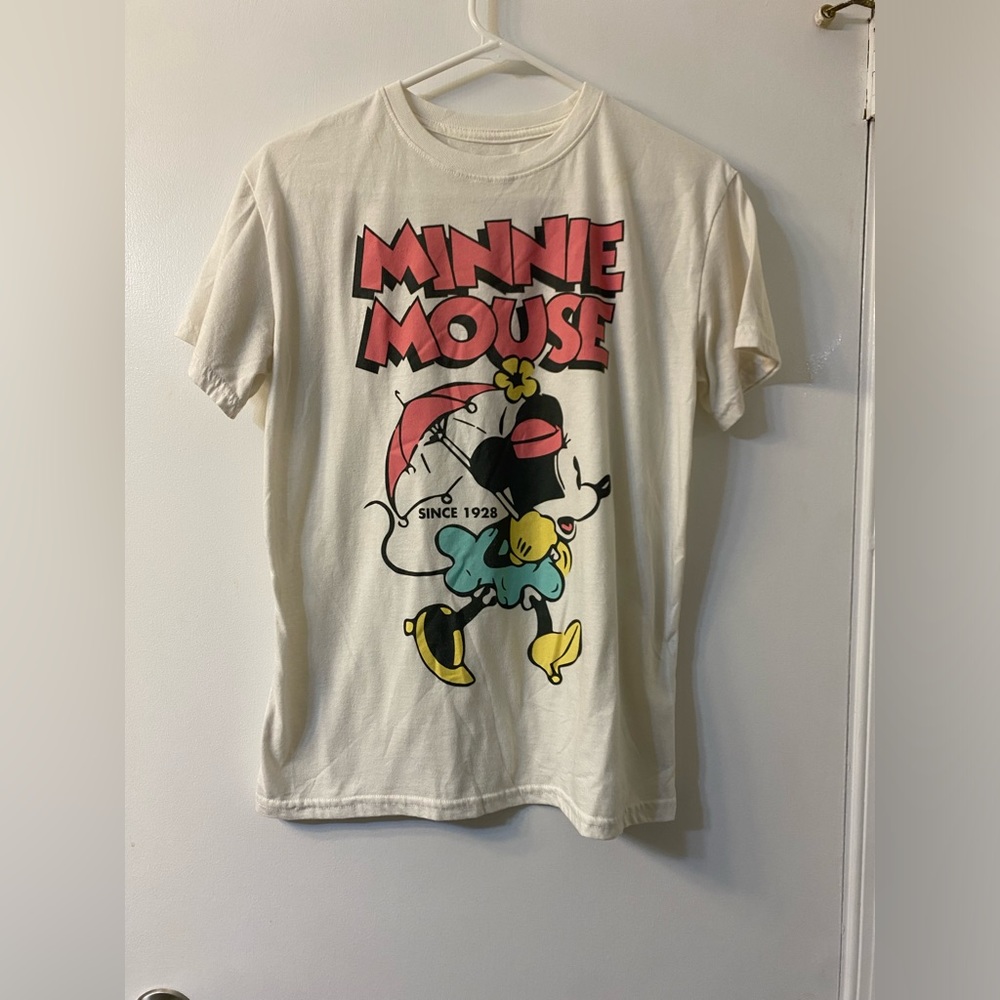 Mini mouse with umbrella tshirt